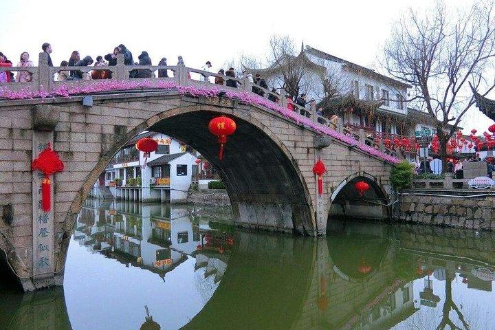 Qibao Ancient Town and Shanghai City Highlights Private Tour