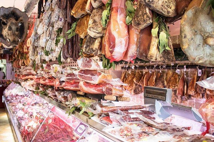 Budget Street Food Tour of Campo de Fiori, Jewish Ghetto & Pantheon with Gelato