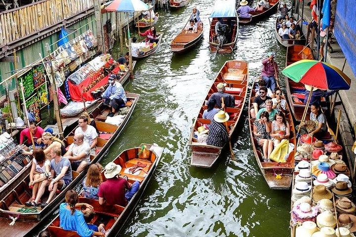 Private Tour : Damnoen Saduak Floating Market from Bangkok (SHA Plus)