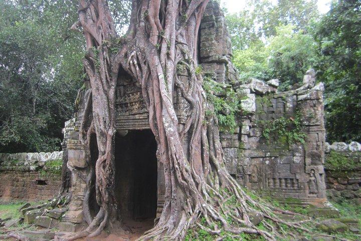 Grand Circuit with Banteay Srei and Banteay Samre Tour