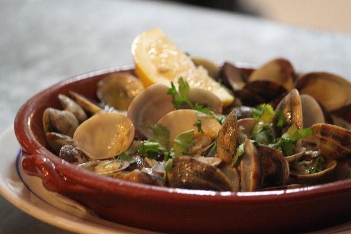 Lisbon Food and Culture: 3 Hour Walking Tour