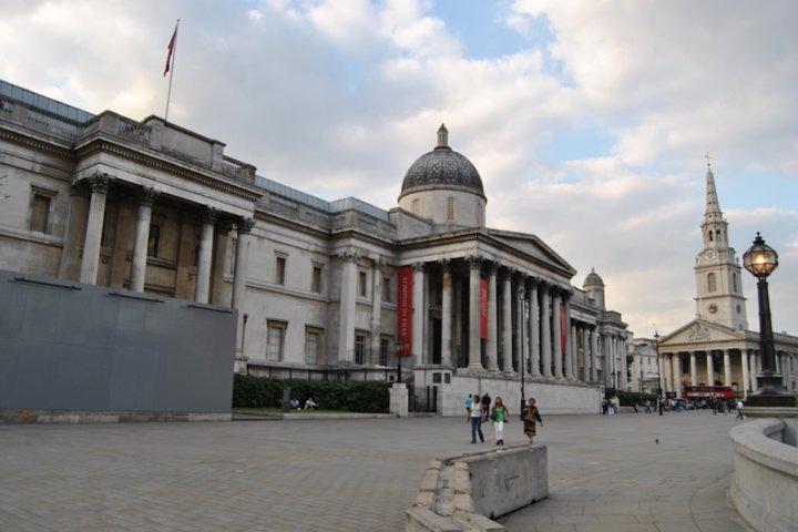 Private Driver at Your Disposal in London