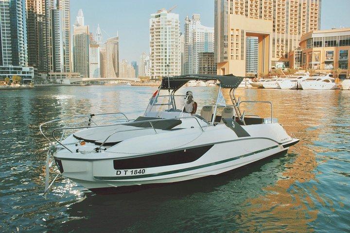 2Hrs private Sea escape Cruise, Swim, Tan & Sightsee!