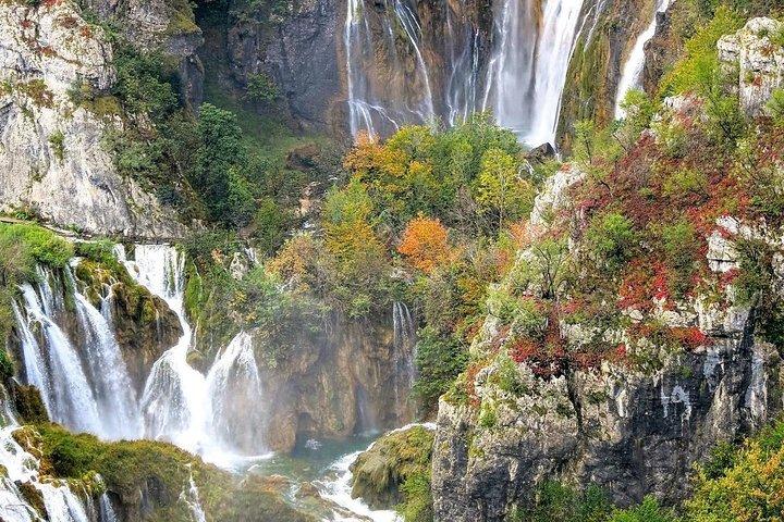 Private Customizable Tour of Croatia Via Minivan with a Guide
