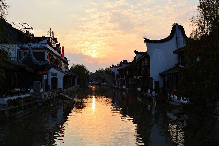 Half Day Private Tour to Zhujiajiao Ancient Town with Boat Ride
