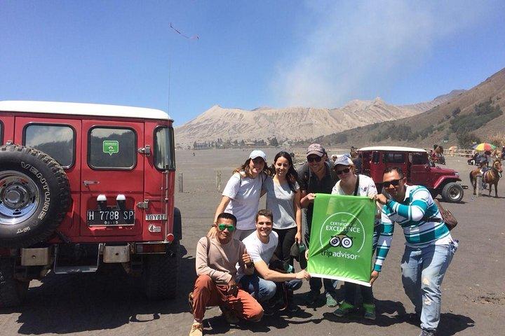 1Day - Bromo Sunrise Tour via Malang (Sharing or Private Jeep)
