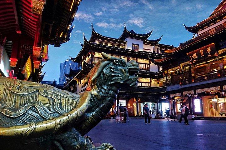 Qibao Ancient Town and Shanghai City Highlights Private Tour