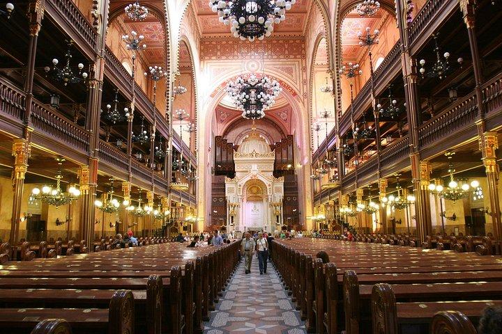 Budapest Private Jewish Heritage Tour with Hotel Pickup