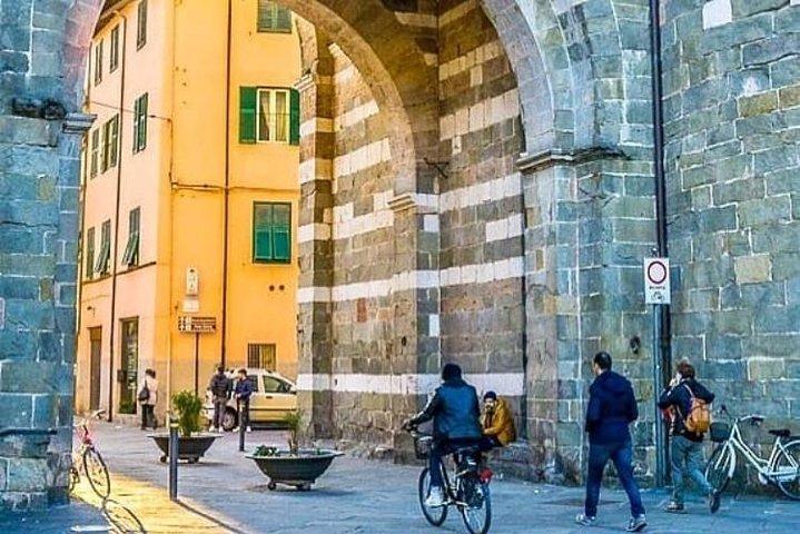 Private Tour: Pisa and Lucca from Florence