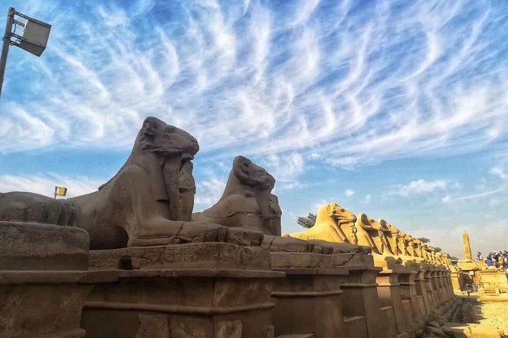 VIP Luxor Day Trip from Hurghada, Including Valley of the Kings, Hatshepsut Temple, and Karnak Temple