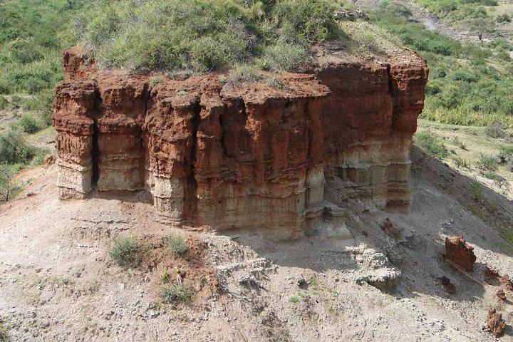 Full Day Olduvai & The Enigmatic Shifting Sand Tour