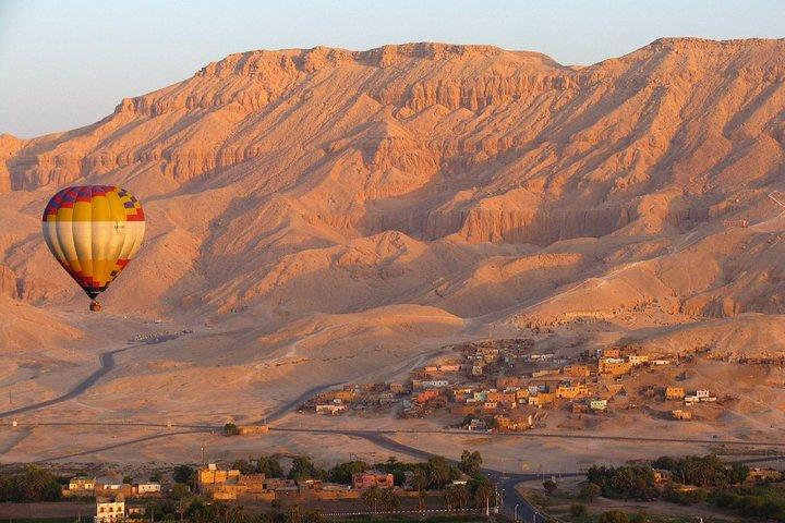 Day tour to Luxor from Cairo by flight