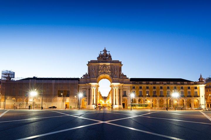 Private tour to Lisbon and Fatima fullday