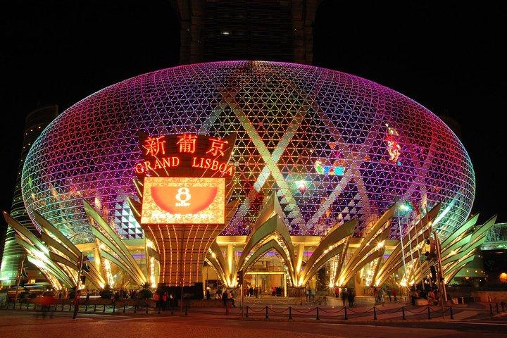 Venetian Macao and Macau Heritage Tour with 2-way ferry transfers from Hong Kong