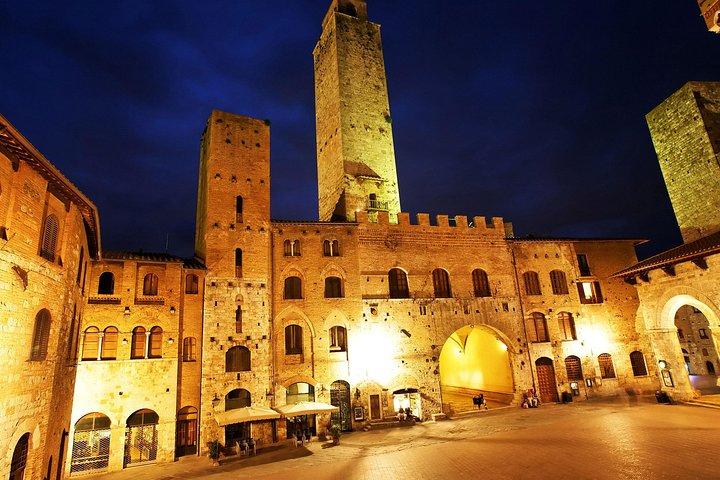 Small-Group Chianti and San Gimignano Sunset Trip from Siena