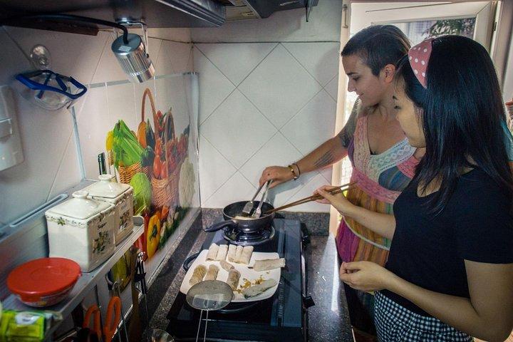 Authentic Vietnamese Home Cooking Class with Lua