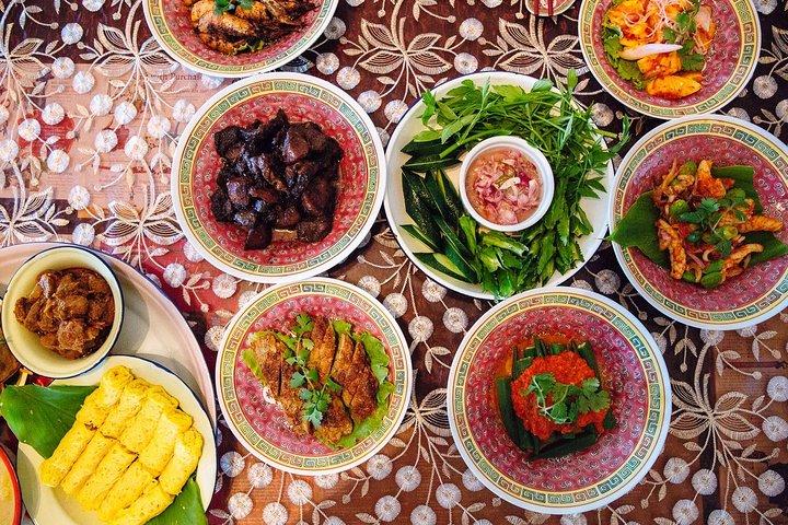Private Traditional Peranakan & Malay Cooking Class in Melaka
