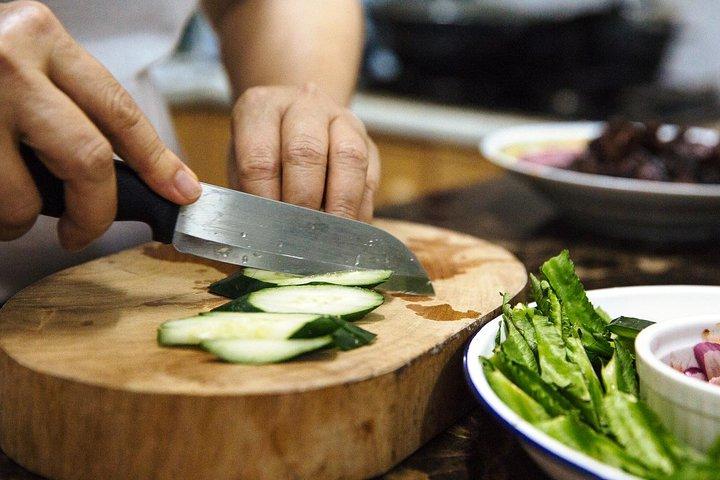 Private Traditional Peranakan & Malay Cooking Class in Melaka