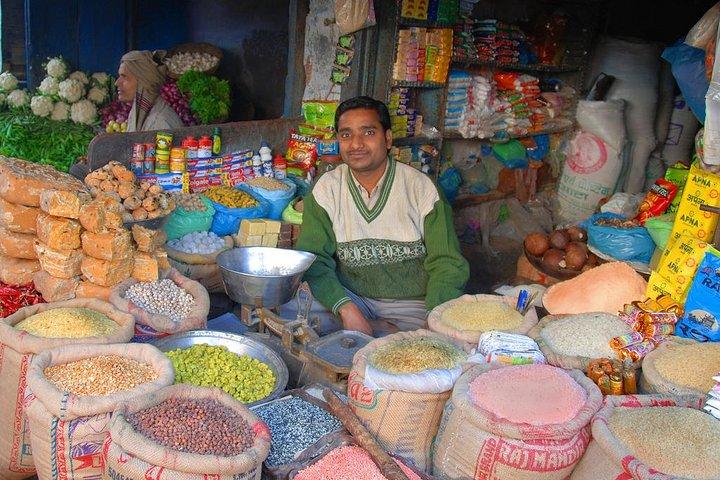 Agra Old City & Bazaar Tour, With Taj mahal & Fort.