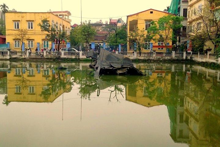 Private Hanoi Motorbike Sightseeing and Food Tour