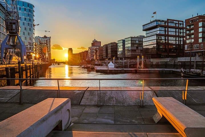 Speicherstadt and HafenCity Tour of Hamburg with German speaking guide