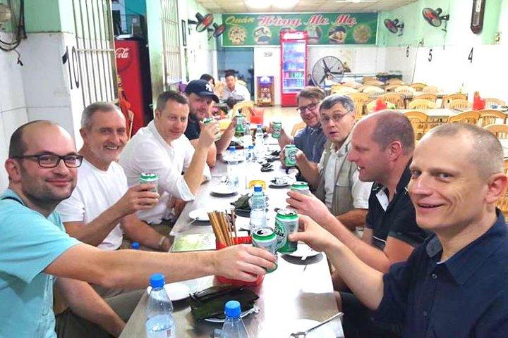 Private Tour: Experiencing Hue's Street Food by Cyclo