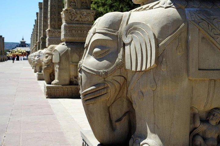 Private Day Trip to Datong from Beijing with English Speaking Driver