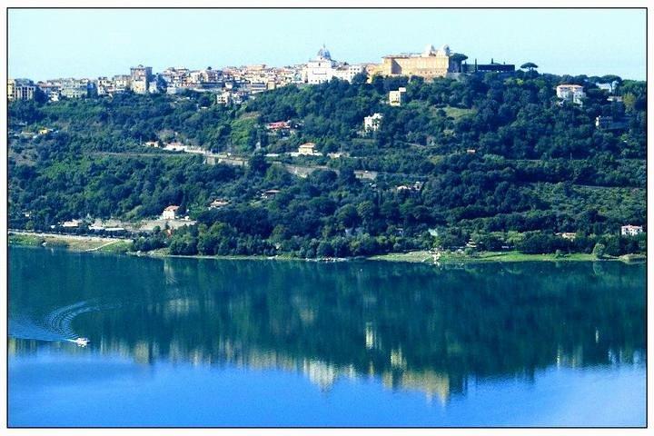 Castelli Romani Private Tour: Nemi, Ariccia & Castel Gandolfo