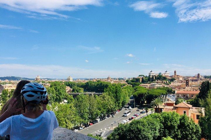 Gems of Rome: Small group E-bike tour with street food stops