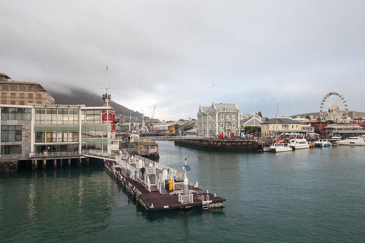 Robben Island Tour with interesting stops in Mandela footsteps