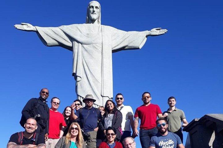 Rio in Style: A Journey Thru Corcovado, Sugarloaf, Selaron