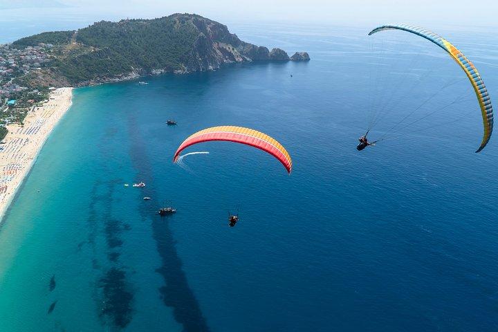 Tandem Paragliding in Alanya