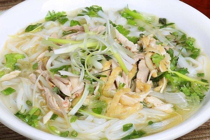 Hanoi Street Food: Small Group Walking Tour