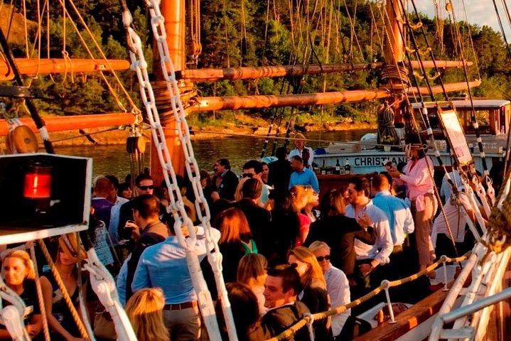 Oslo Fjord Evening Cruise with Shrimp Buffet on a Sailing Ship