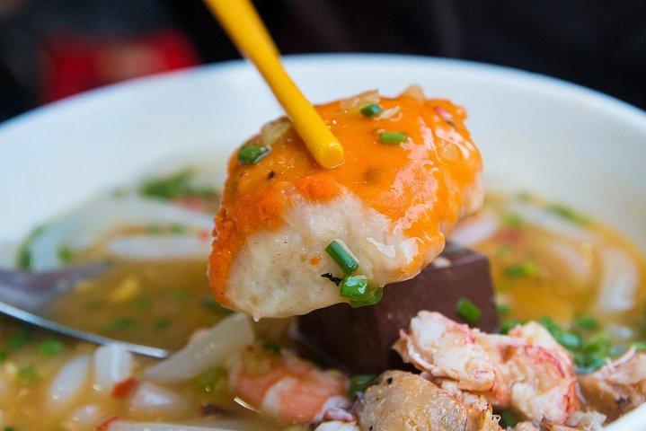 Award-winning Saigon Food Tour with GirlPower Drivers | KissTour