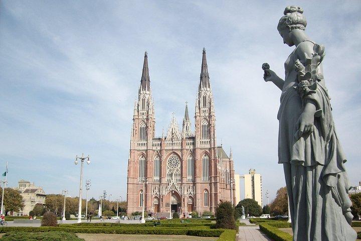 Discover La Plata: A Guided Architectural and Sightseeing Tour