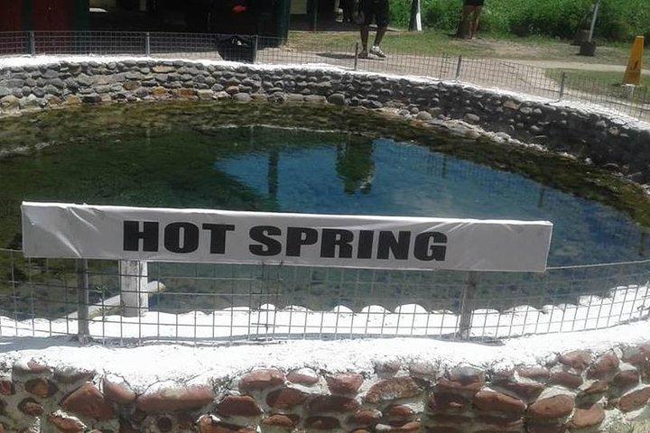garden of the sleeping giant and mudpool tour combo