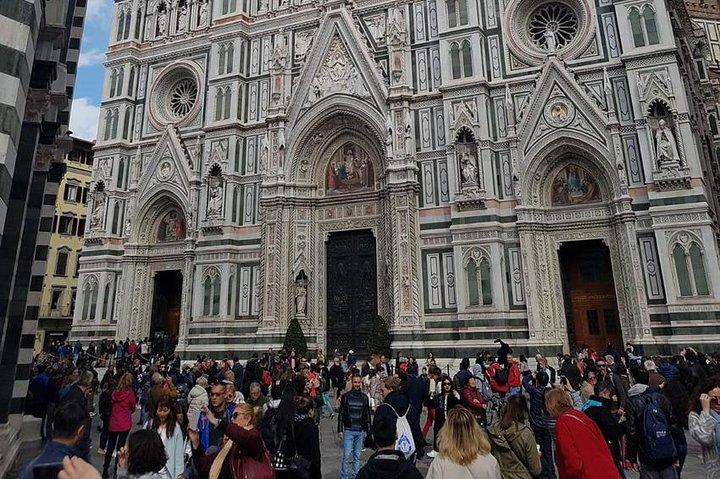 Florence in One Day: Private Luxury Tour from Rome