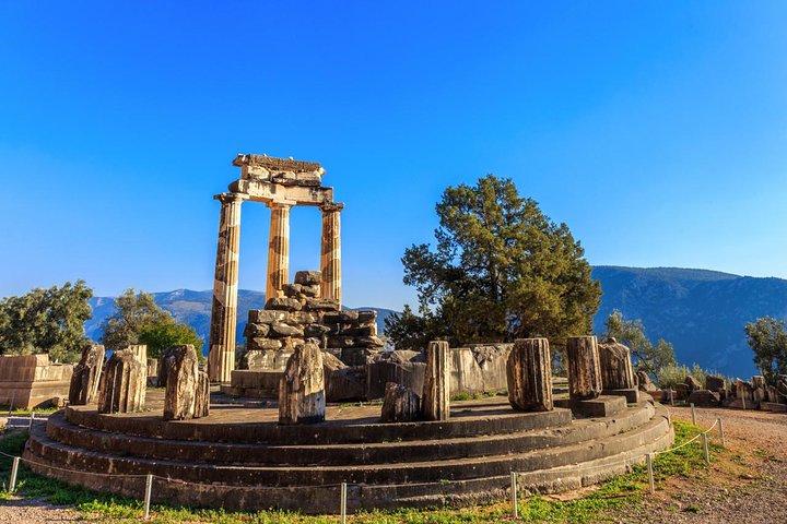Delphi & Meteora Two (2) days Tour