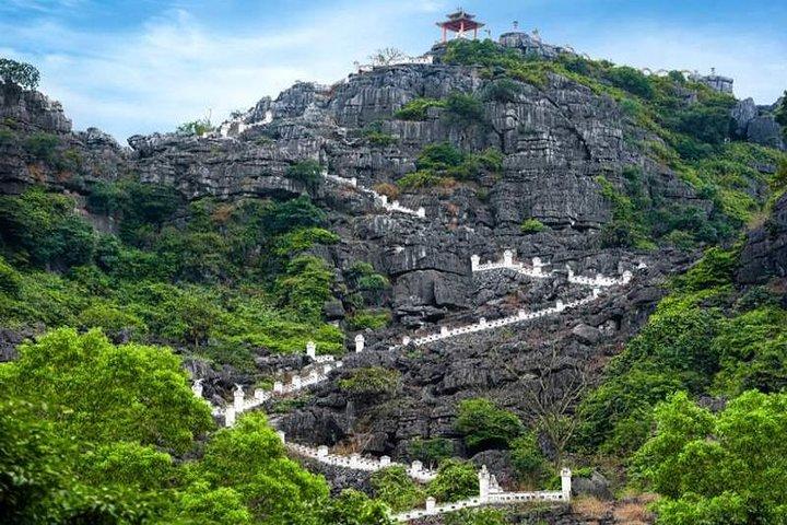 Hanoi - Hoa Lu - Trang An - Mua Cave - 1 Day Tour - Luxury Limousine From Hanoi