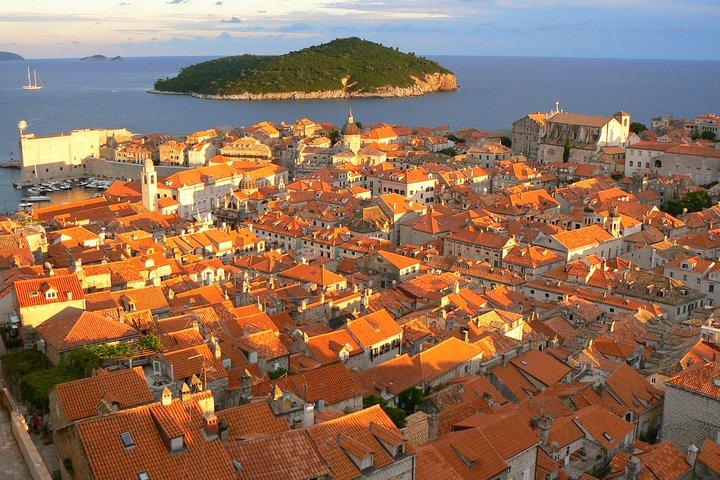Private Dubrovnik City Walls Tour – Stories & Views