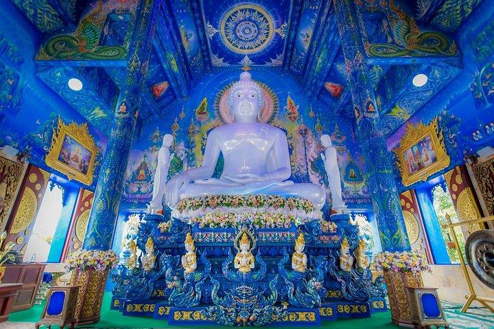 Chiang Rai White and Black and Blue Temple