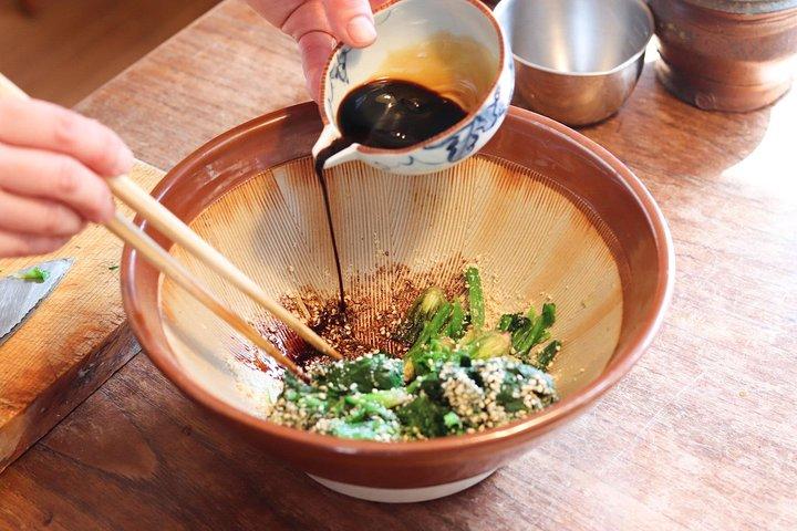 Private Kyoto Cooking Class with Aki in a Beautiful Wooden House