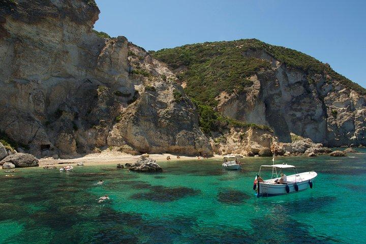 Ponza Island 6 hours Boat Excursion with Swimming Stops and Lunch
