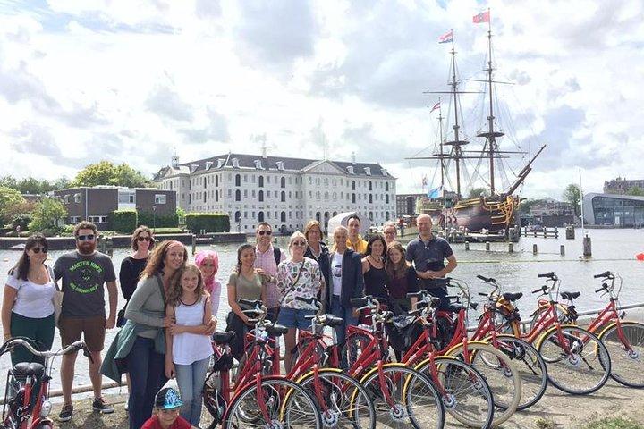 Amsterdam 3 hrs Bike Tour – live guide En/Fr/De/Nl/Sp