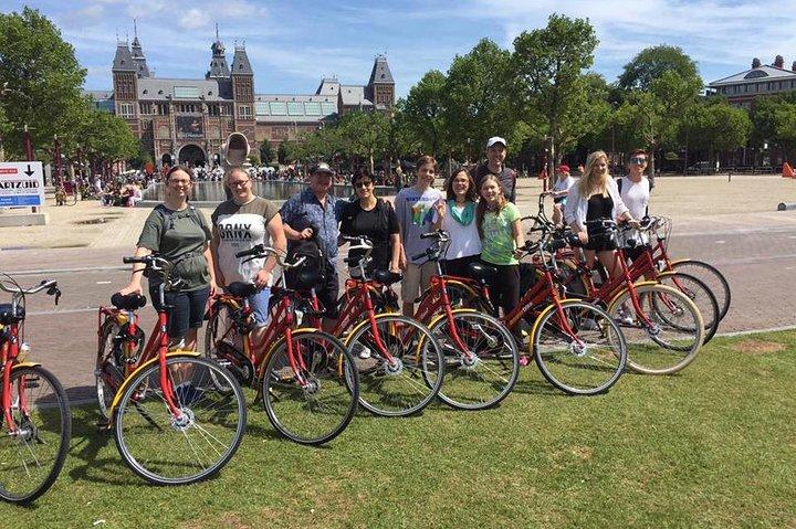 Amsterdam 3 hrs Bike Tour – live guide En/Fr/De/Nl/Sp