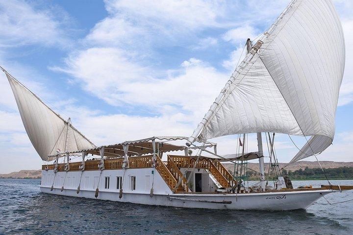 8 Days Egypt Nile Dahabiya travel package from Luxor to Luxor