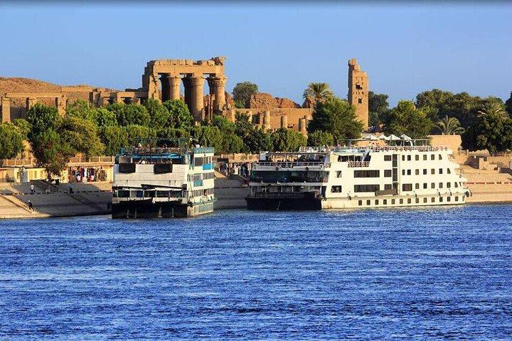 12 Day Exquisite Egypt - Cairo & Nile Cruise & Red Sea Flights & Hotels Included