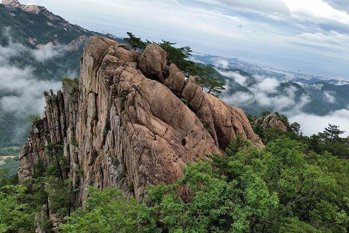 Private Mt.Seorak national park Tour and Sokcho