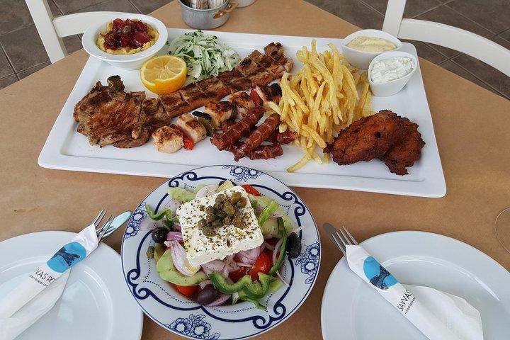 Santorini Private Tour With Food Experience
